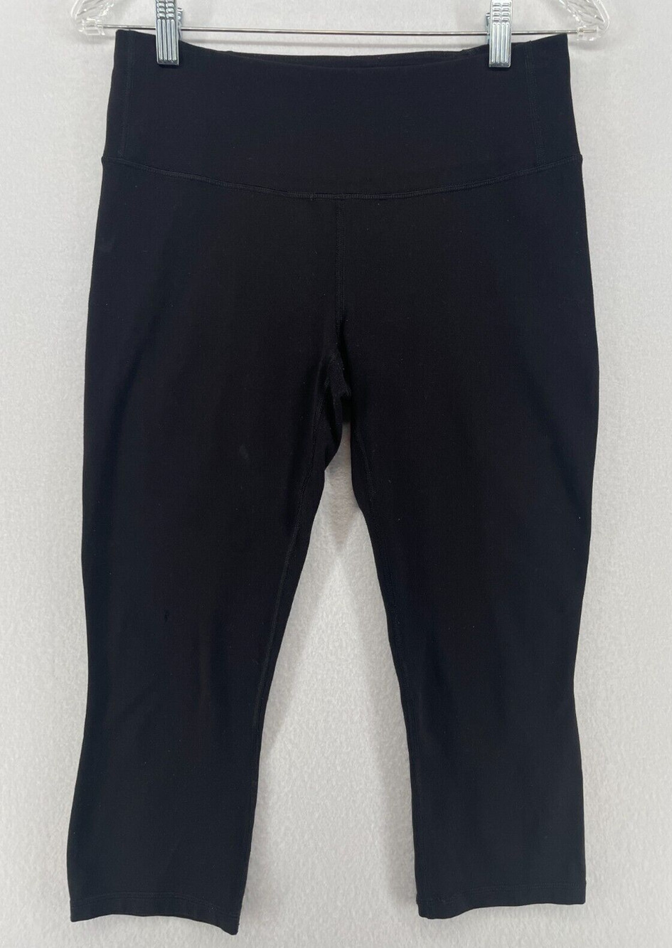 PATAGONIA Leggings Womens M Capri Cropped Athletic Performance Pants Black